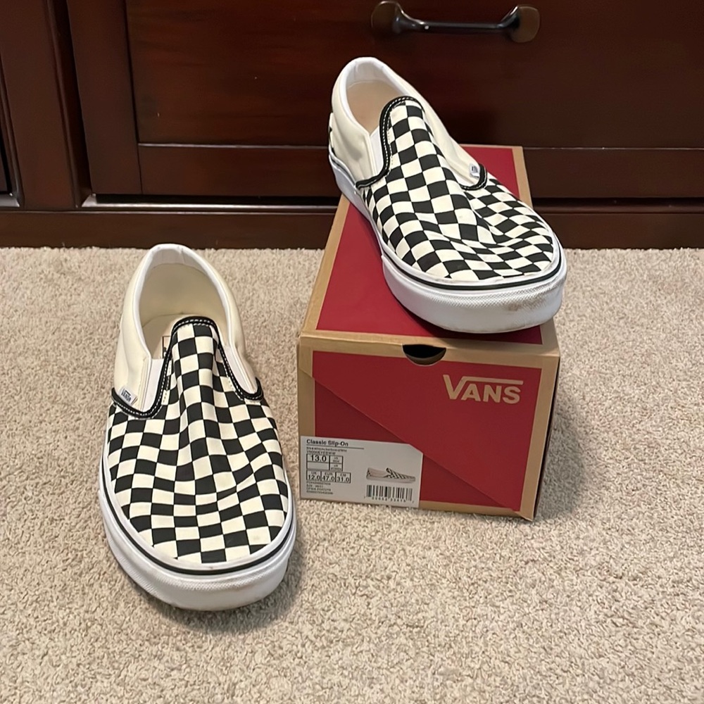 Classic black and white slip on Vans